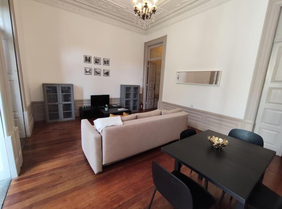 Alvares Cabral Apartamento C Lägenhet OOporto Exteriör bild