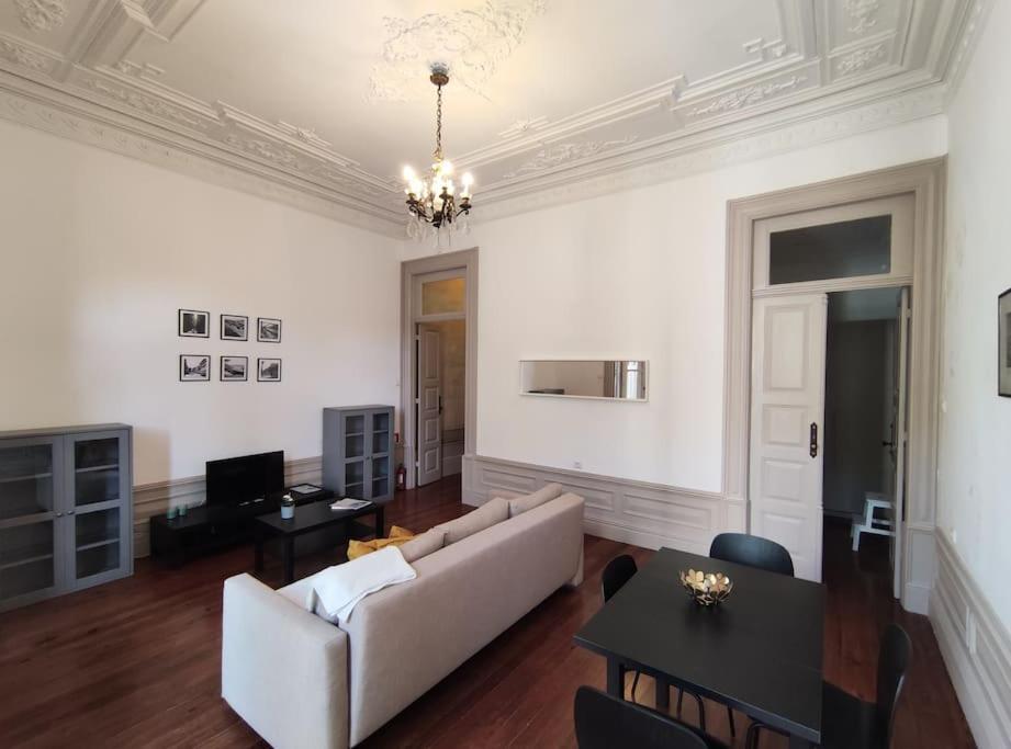 Alvares Cabral Apartamento C Lägenhet OOporto Exteriör bild