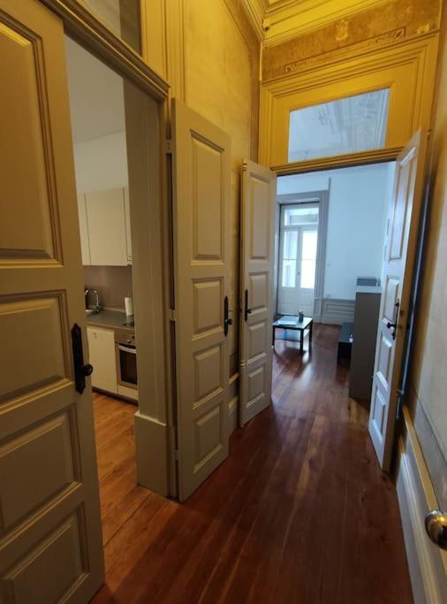 Alvares Cabral Apartamento C Lägenhet OOporto Exteriör bild